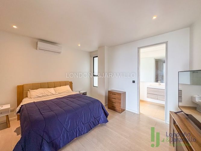 Casa de 4 alcobas en venta en San Lucas, Medellín · foto 12 de 20