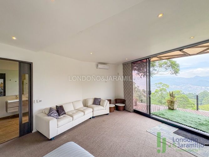 Casa de 4 alcobas en venta en San Lucas, Medellín · foto 14 de 20