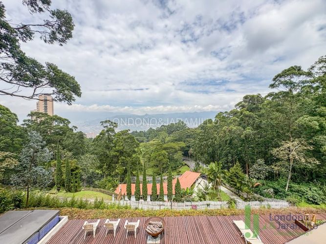 Casa de 4 alcobas en venta en San Lucas, Medellín · foto 16 de 20