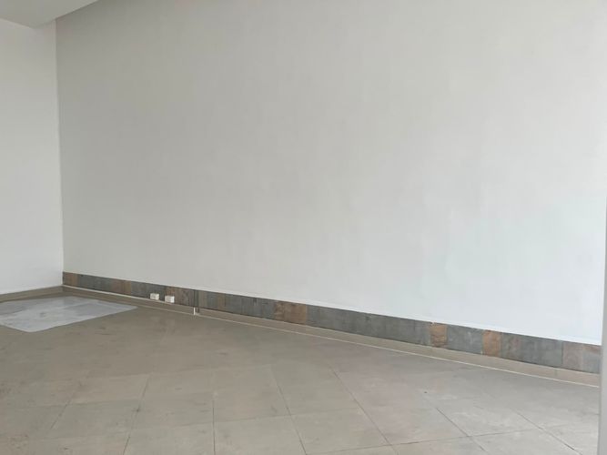 Local en venta en Colombia, Medellín, 50 m² · foto 3 de 9