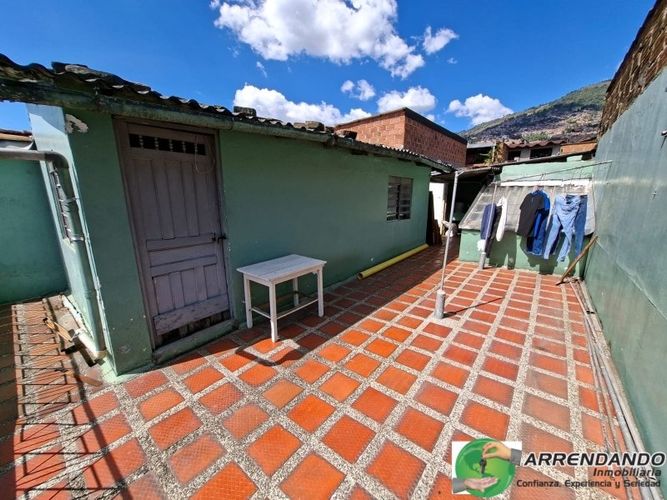 Edificio en venta en Aranjuez, Medellín, 195 m² · foto 21 de 24