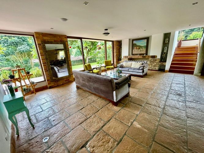 Casa de 5 alcobas en venta en Llano Grande, Rionegro · foto 8 de 24
