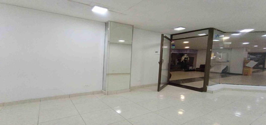 Local en arriendo en El Centro, Manizales, 25 m² · foto 10 de 24