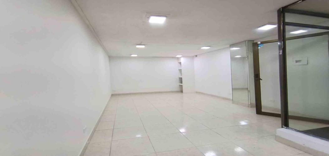Local en arriendo en El Centro, Manizales, 25 m² · foto 22 de 24