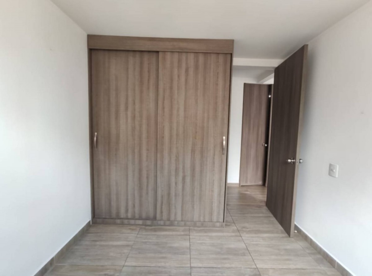 Apartamento en arriendo en San German, Medellín · foto 11 de 14