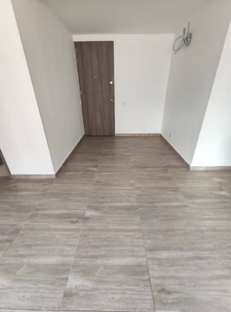 Apartamento en arriendo en San German, Medellín · foto 12 de 14