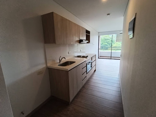 1BR Apartment in Loma del Escobero (55 m²) - 2