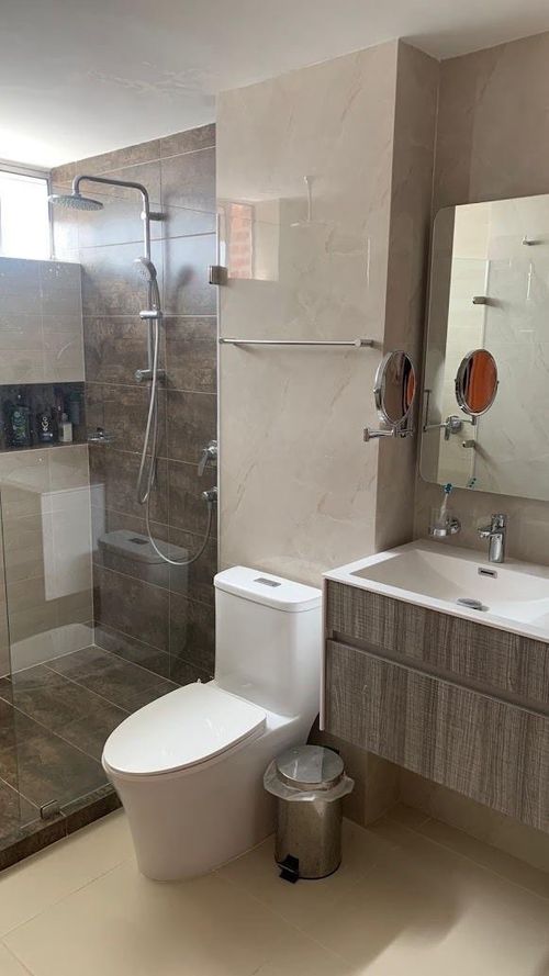 Apartamento de 4 alcobas en venta en La Carolina, Bogotá, 162 m² · foto 18 de 19