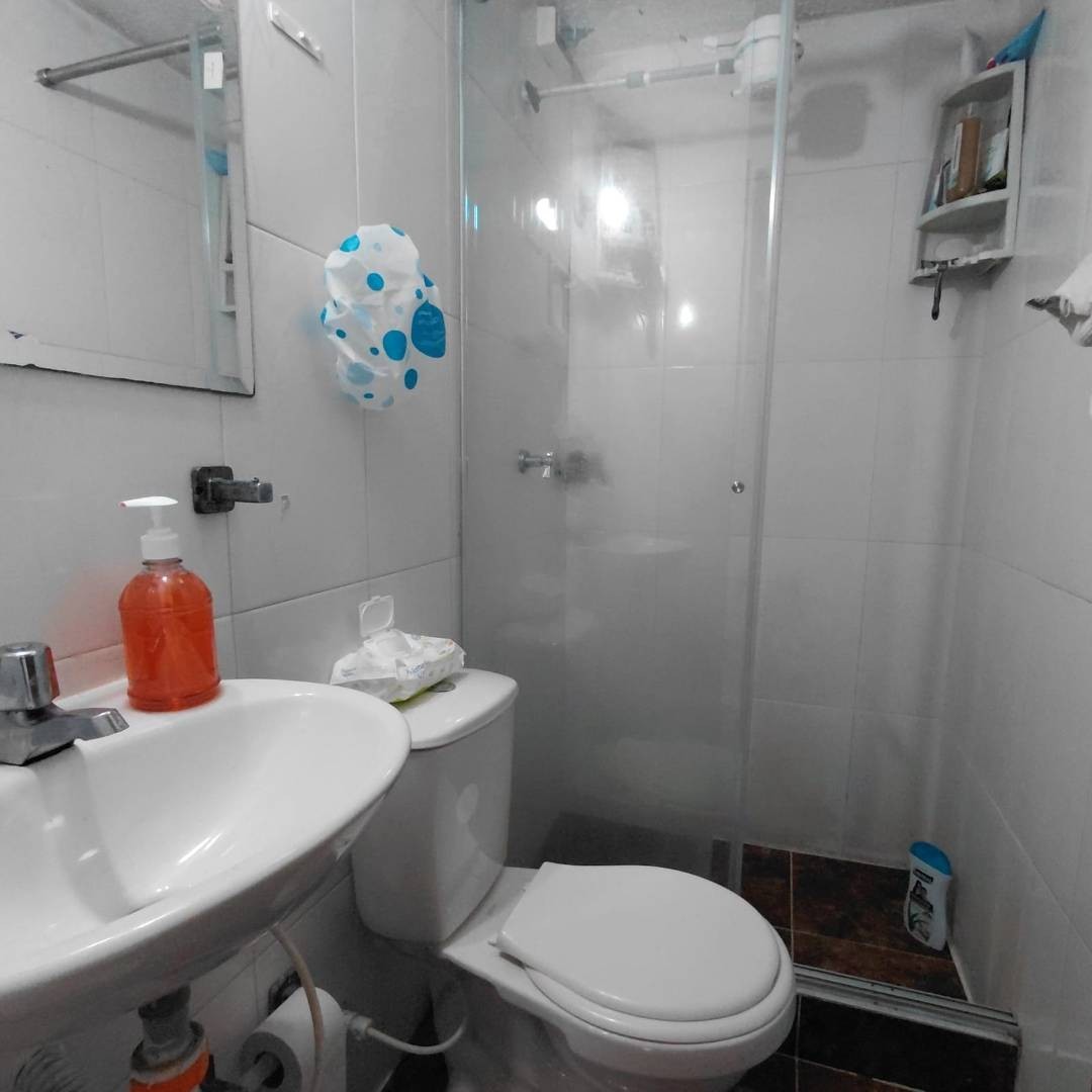 Casa en venta en Las Lomas, Bogotá · foto 6 de 24