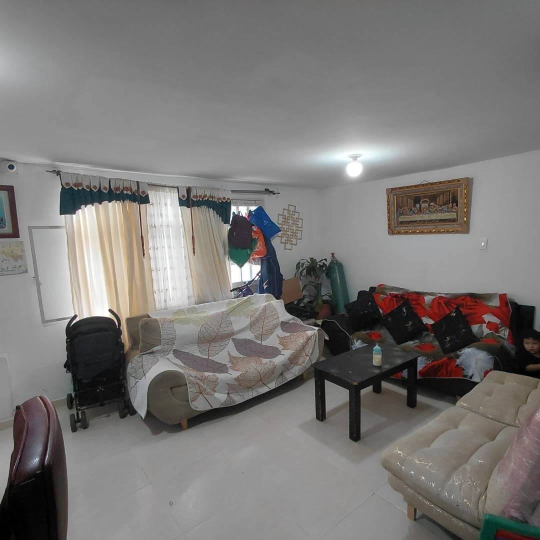 Casa en venta en Las Lomas, Bogotá · foto 18 de 24