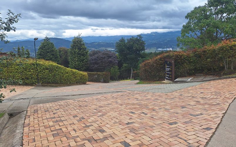 Lote en venta en Yerbabuena, Chía, 1836 m² · foto 3 de 10