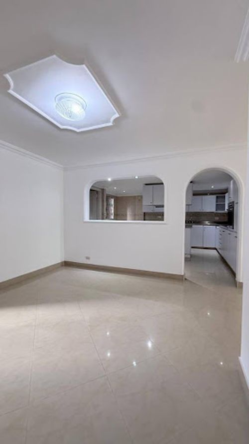Apartamento en venta en Laureles, Medellín · foto 4 de 24