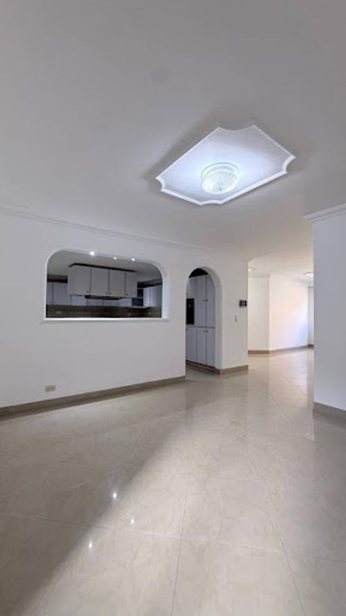 Apartamento en venta en Laureles, Medellín · foto 5 de 24