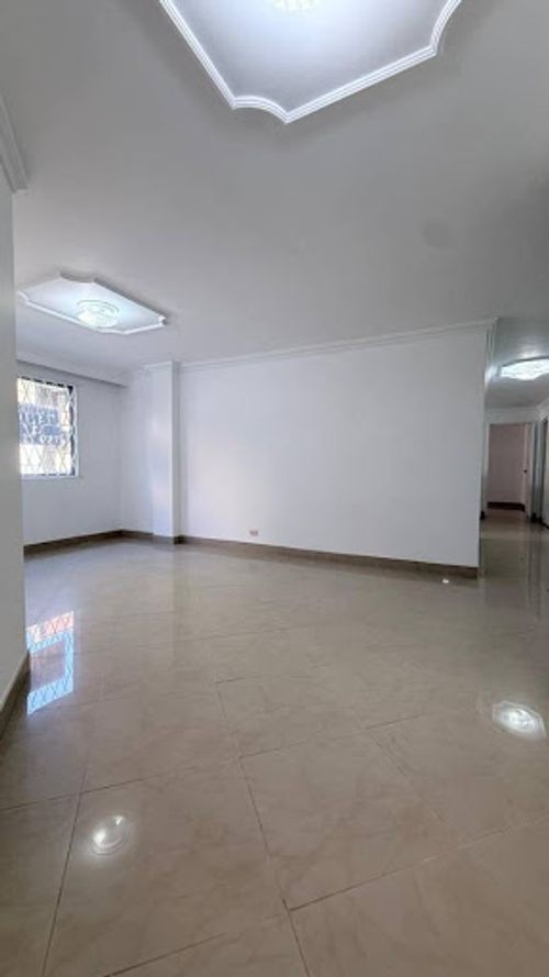 Apartamento en venta en Laureles, Medellín · foto 6 de 24