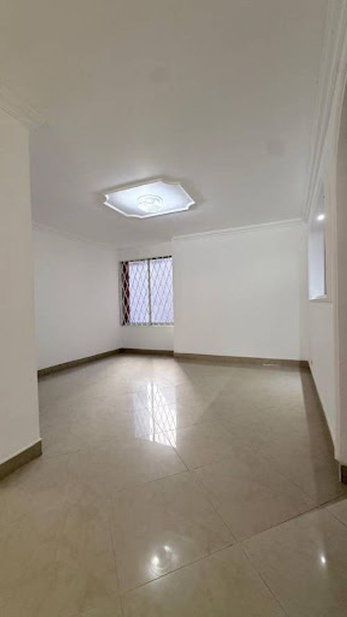 Apartamento en venta en Laureles, Medellín · foto 8 de 24