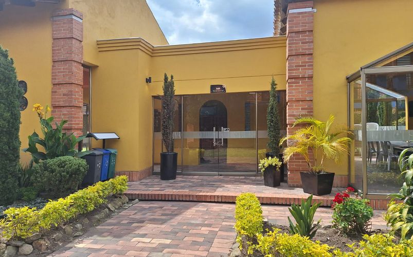 Casa de 3 alcobas en venta en Cr Los Nogales, Chía, 192 m² · foto 21 de 21