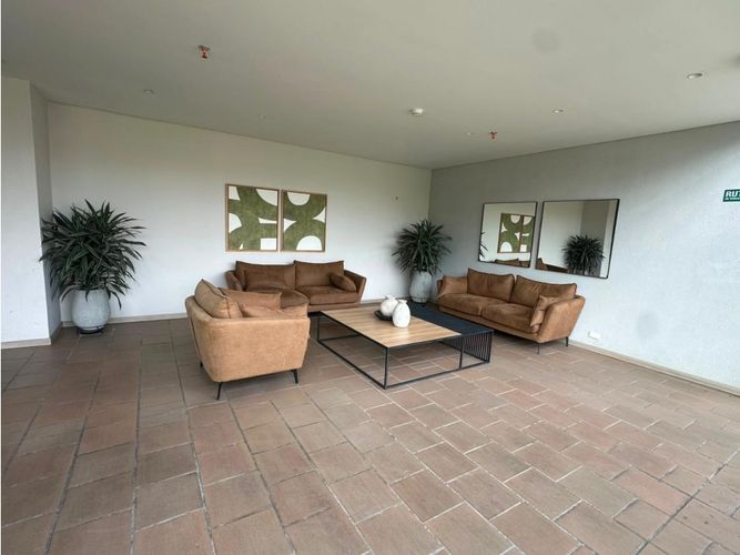 Apartamento de 2 alcobas en venta en Rodeo Alto, Medellín, 54 m² · foto 12 de 13