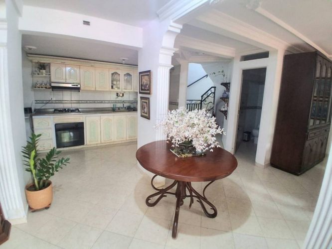 Casa de 4 alcobas en venta en Prado Alto, Neiva, 176 m² · foto 11 de 19