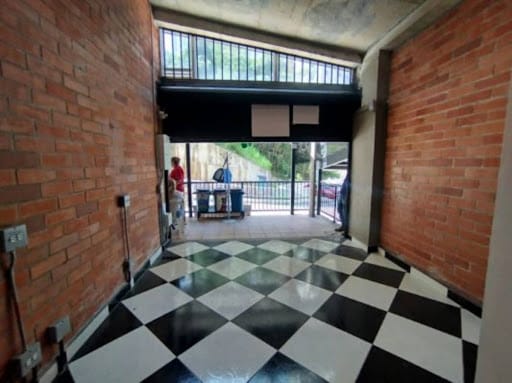 Local en arriendo en Maria Auxiliadora, Sabaneta, 20 m² · foto 12 de 24