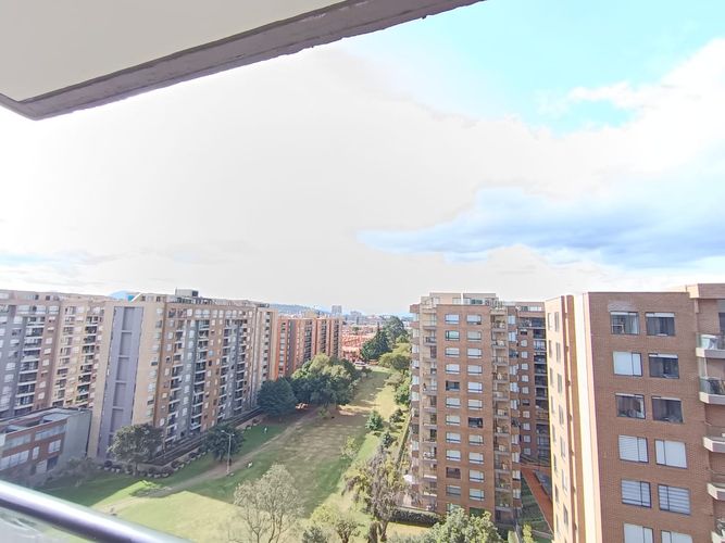 Apartamento en venta en Alejandria, Bogotá · foto 2 de 21