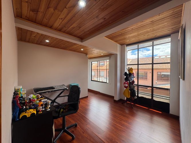 Casa de 3 alcobas en venta en Cr Tejar Rio Frio Ii, Chía, 180 m² · foto 4 de 10
