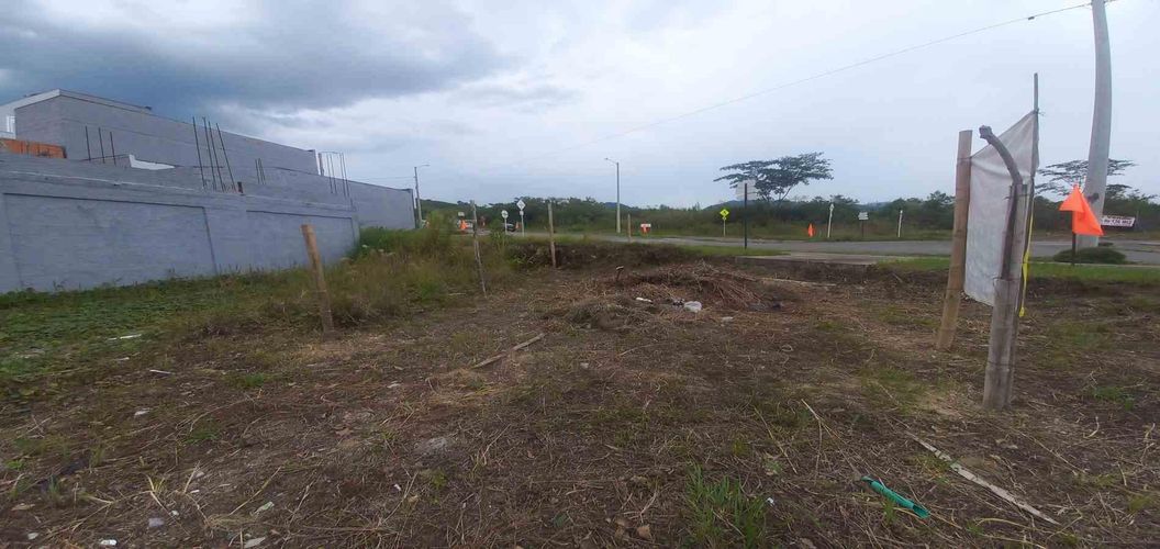 Lote en venta en La Esmeralda, Dosquebradas · foto 3 de 11