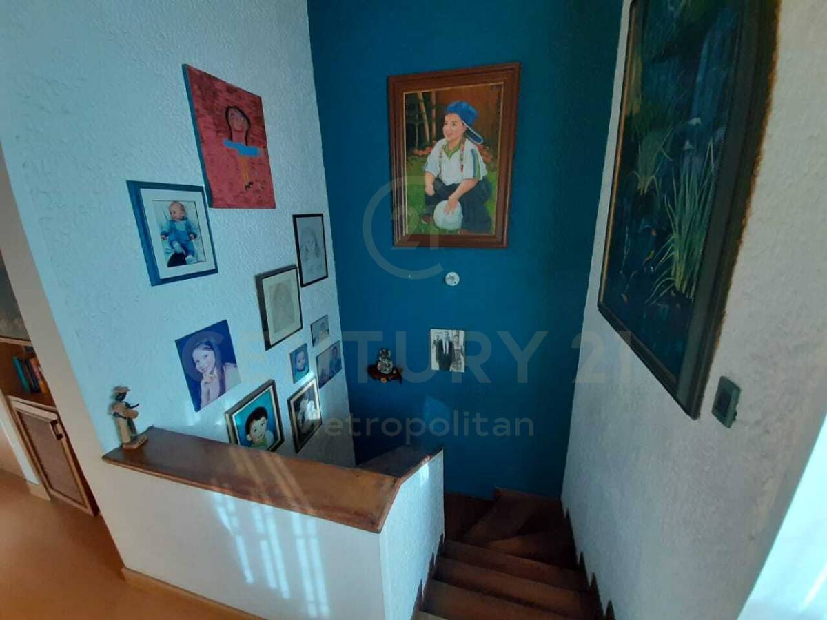 Casa en venta en Pontevedra, Bogotá · foto 2 de 22