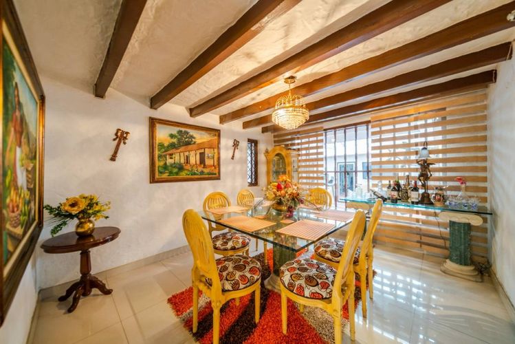 Casa de 4 alcobas en venta en Colina Campestre, Bogotá, 243 m² · foto 3 de 23