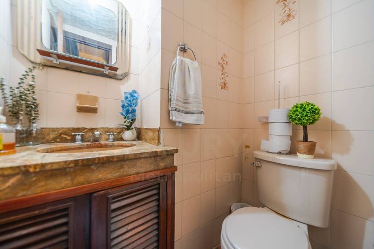 Casa de 4 alcobas en venta en Colina Campestre, Bogotá, 243 m² · foto 4 de 23