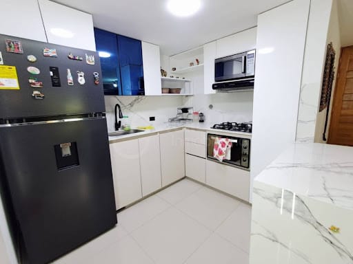 Apartamento de 3 alcobas en venta en Hato Viejo, Bello, 67 m² · foto 1 de 24