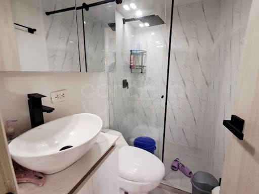 Apartamento de 3 alcobas en venta en Hato Viejo, Bello, 67 m² · foto 18 de 24