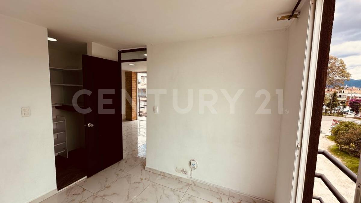Apartamento en venta en Garces Navas, Bogotá · foto 2 de 18
