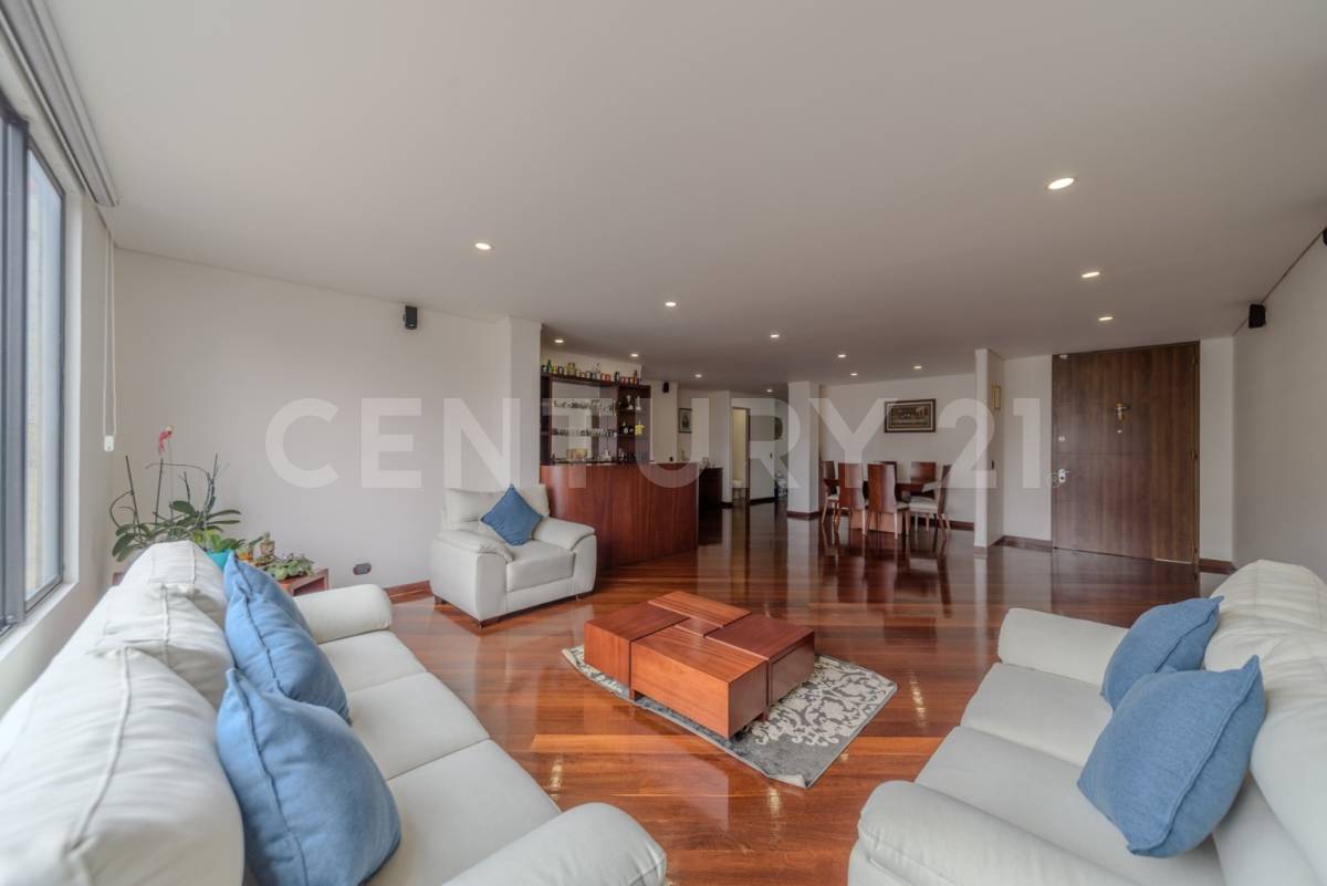Casa en venta en Pasadena, Bogotá · foto 2 de 23