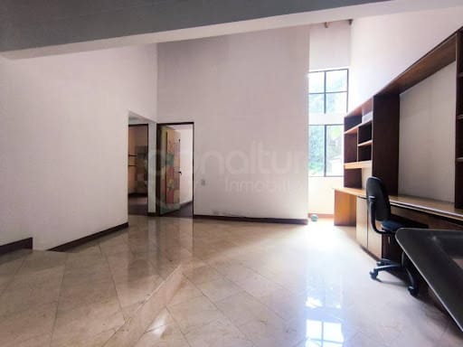 Apartamento de 3 alcobas en arriendo en Claraval, Envigado, 200 m² · foto 9 de 24