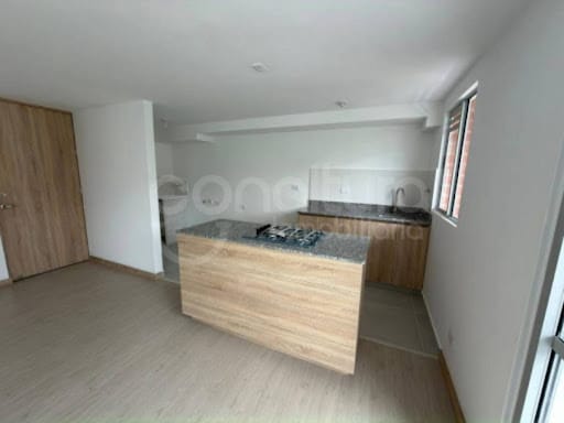 Apartamento de 2 alcobas en venta en Robledo, Medellín, 71 m² · foto 2 de 21