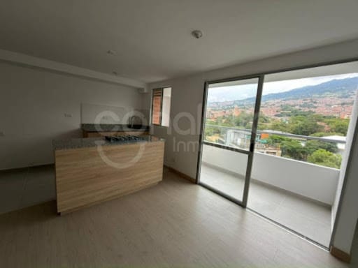 Apartamento de 2 alcobas en venta en Robledo, Medellín, 71 m² · foto 3 de 21