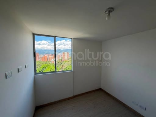 Apartamento de 2 alcobas en venta en Robledo, Medellín, 71 m² · foto 9 de 21
