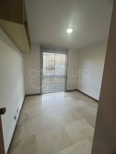 Apartamento de 3 alcobas en arriendo en Zuñiga, Medellín, 90 m² · foto 4 de 11