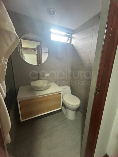 Apartamento de 3 alcobas en arriendo en Zuñiga, Medellín, 90 m² · foto 9 de 11