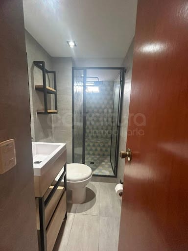 Apartamento de 3 alcobas en arriendo en Zuñiga, Medellín, 90 m² · foto 10 de 11