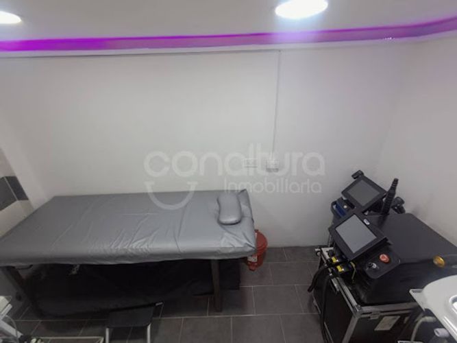 Casa de 7 alcobas en venta en Cabañitas, Bello, 216 m² · foto 16 de 24