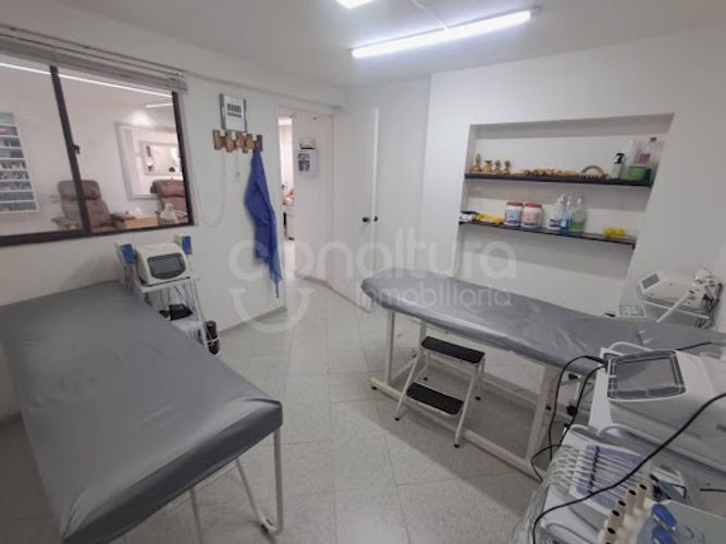 Casa de 7 alcobas en venta en Cabañitas, Bello, 216 m² · foto 21 de 24