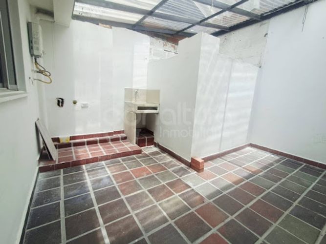 Casa de 7 alcobas en venta en Cabañitas, Bello, 216 m² · foto 24 de 24
