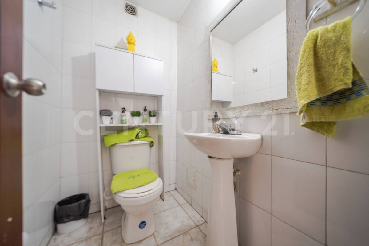 Casa en venta en Pontevedra, Bogotá · foto 14 de 18