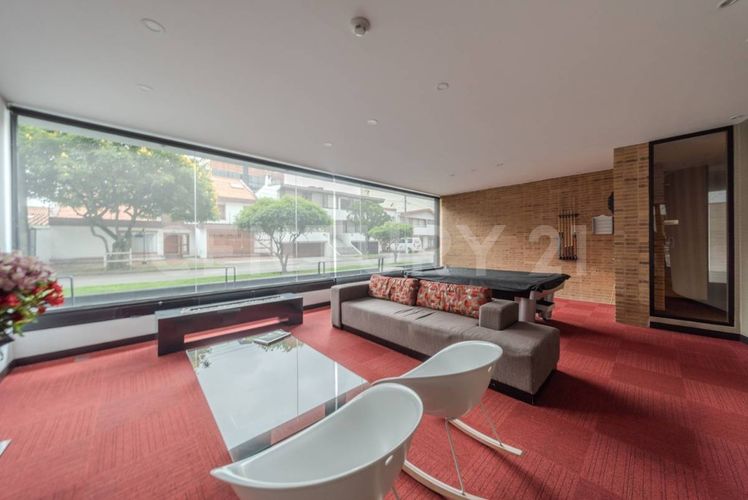 Apartamento de 3 alcobas en venta en Santa Paula, Bogotá, 236 m² · foto 17 de 24
