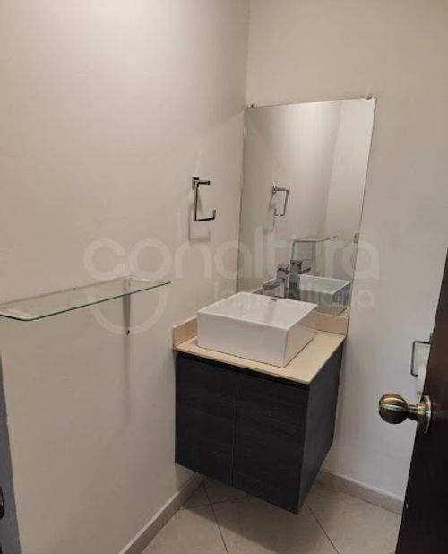Casa de 3 alcobas en venta en La Frontera, Medellín, 72 m² · foto 7 de 8