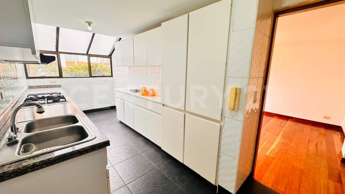 Casa en venta en Colina Campestre, Bogotá · foto 5 de 23