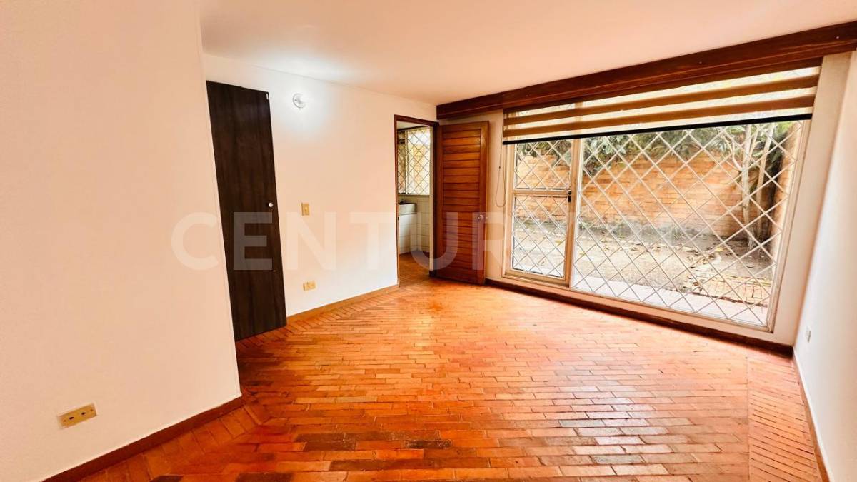 Casa en venta en Colina Campestre, Bogotá · foto 9 de 23
