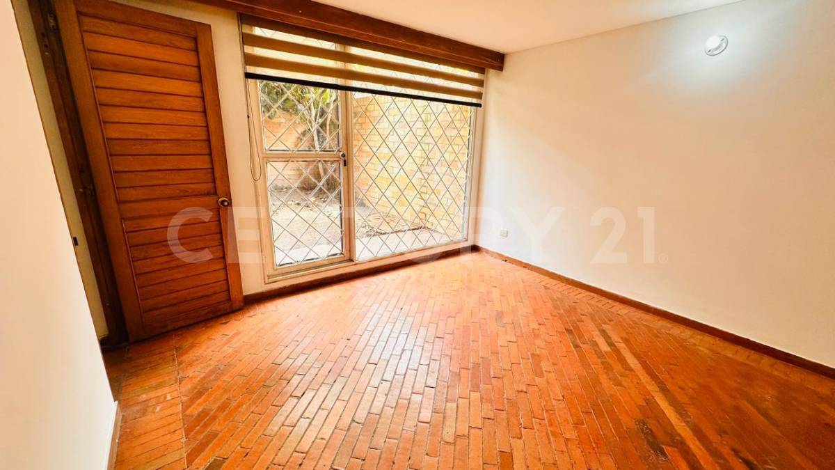 Casa en venta en Colina Campestre, Bogotá · foto 10 de 23