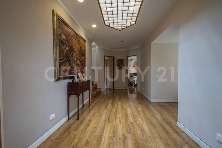 Apartamento de 3 alcobas en venta en La Carolina, Bogotá, 301 m² · foto 14 de 23
